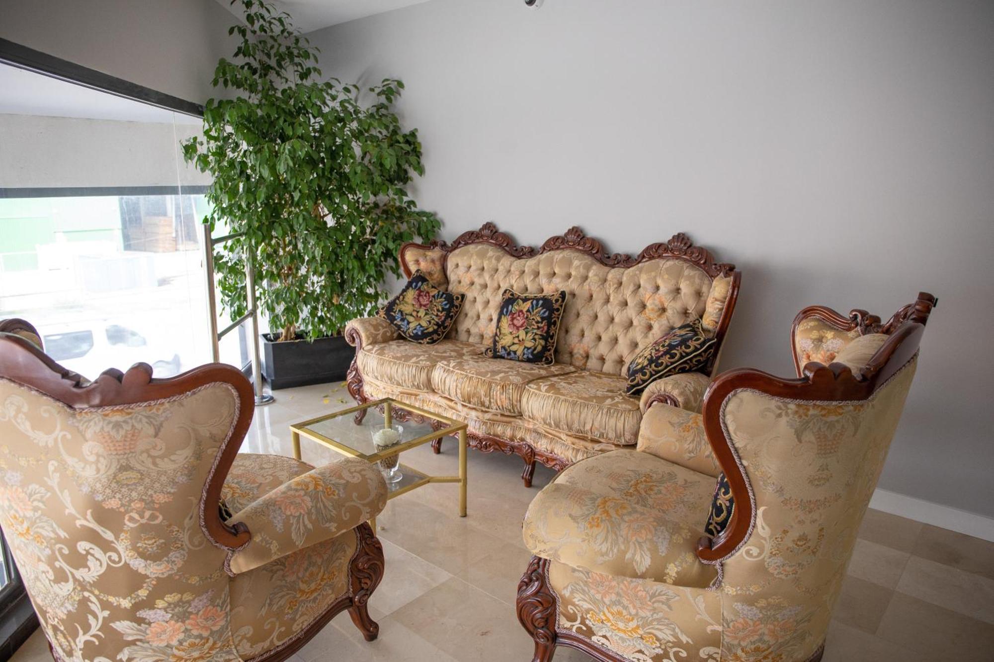 Hotel Lb Villa De Cuenca クエンカ エクステリア 写真
