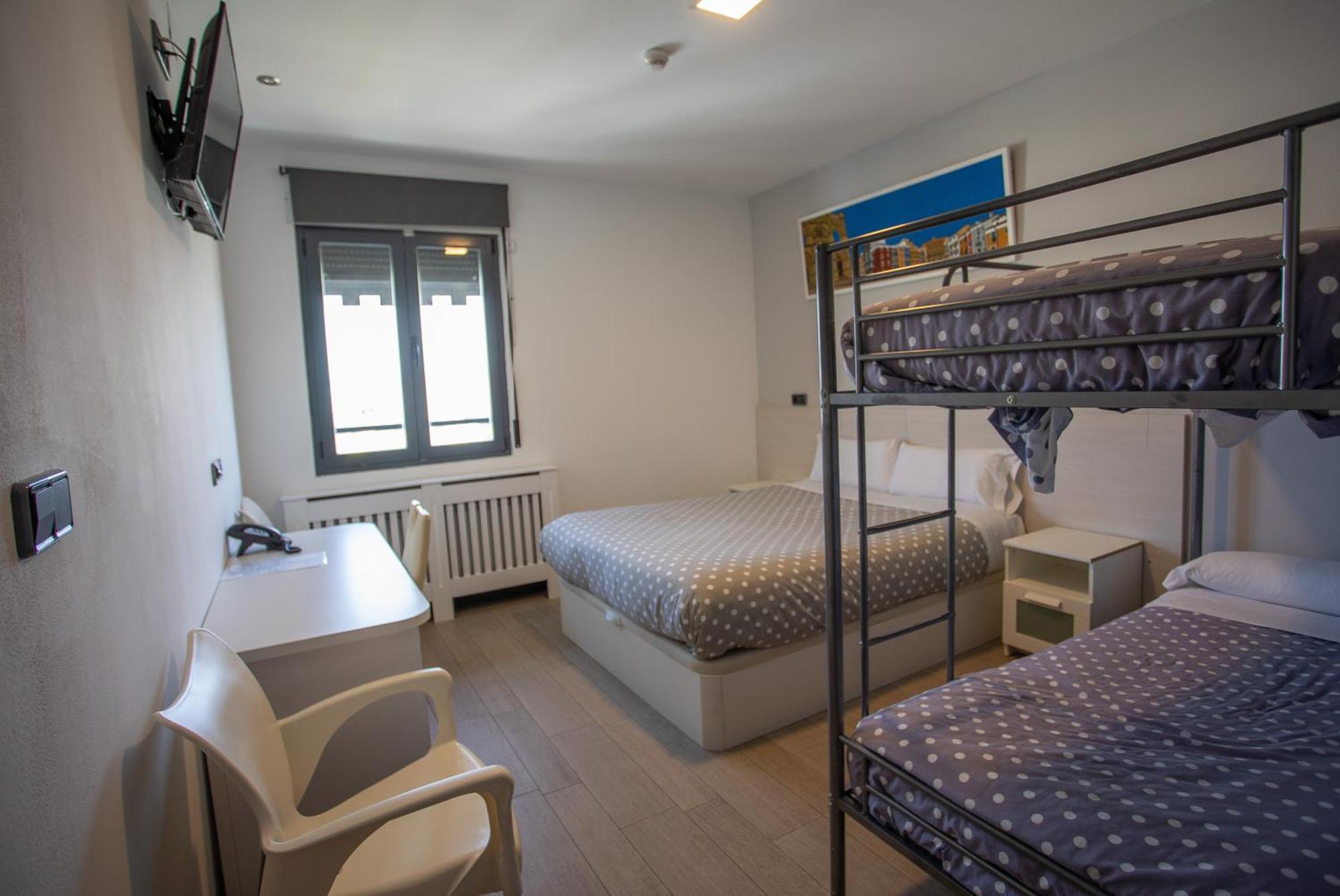 Hotel Lb Villa De Cuenca クエンカ エクステリア 写真