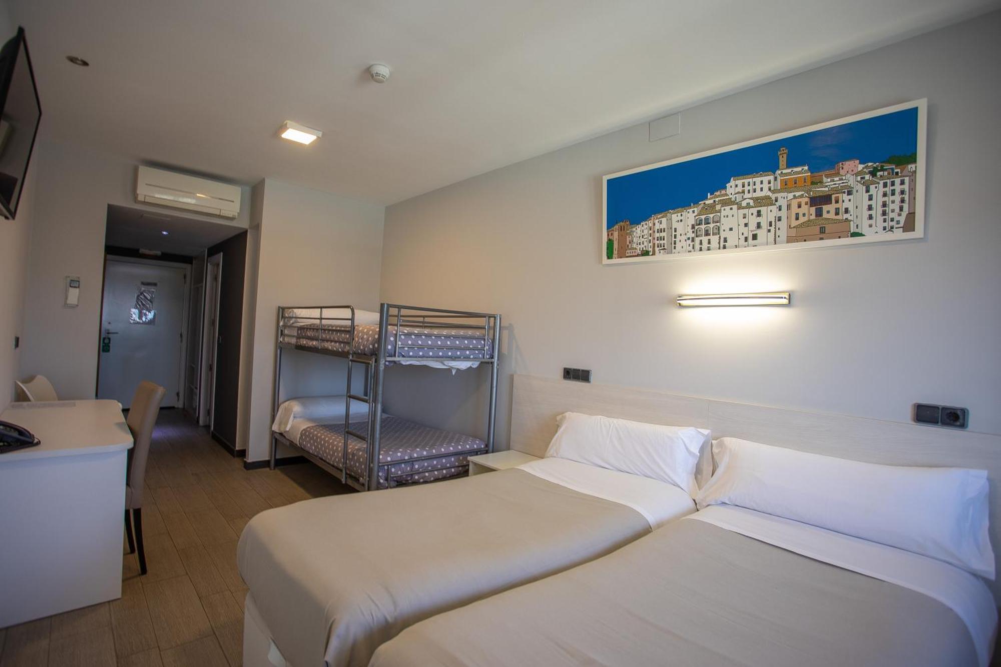 Hotel Lb Villa De Cuenca クエンカ エクステリア 写真
